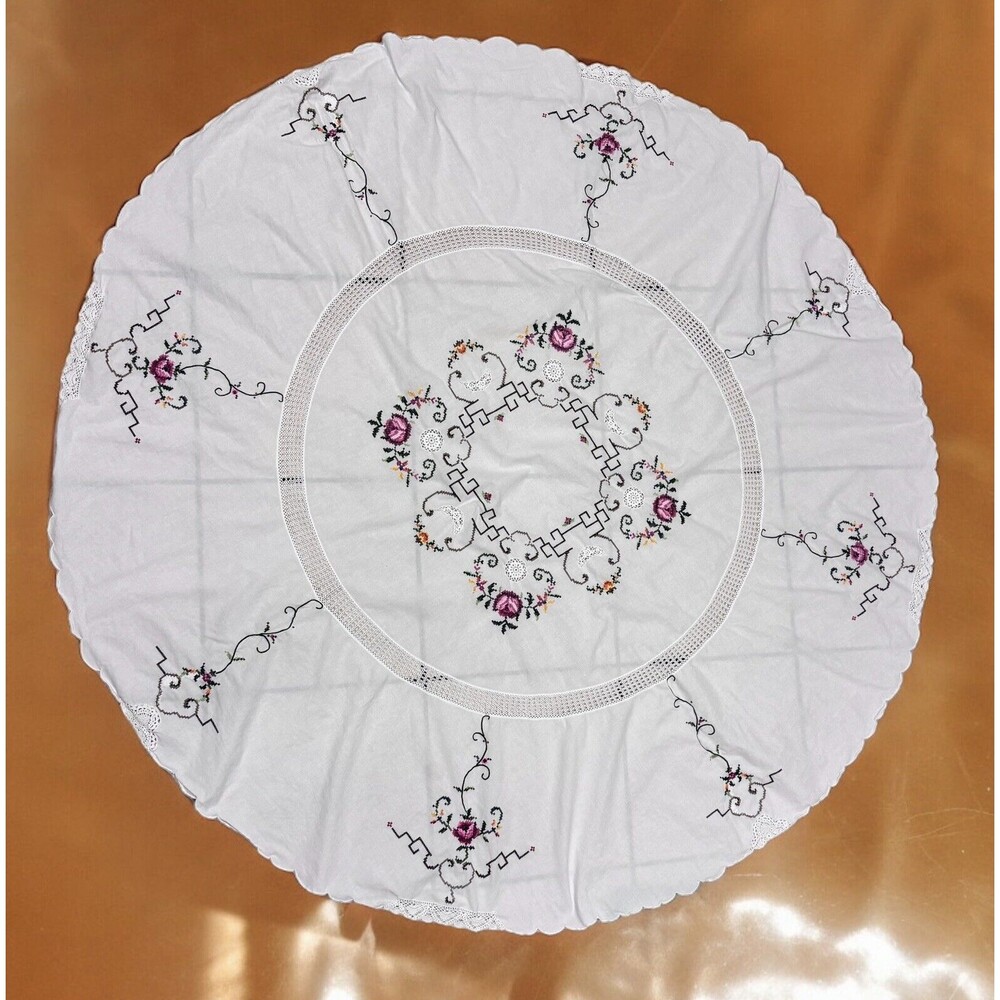 Vtg Linen Round Tablecloth White Embroidered Pink Flowers Cottage 61” Cottage